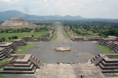 pyramid_of_the_moon_view_1200x800